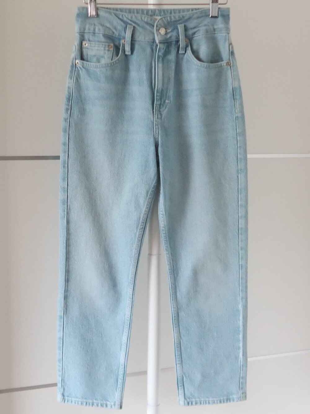 Topshop High Rise Cropped Tapered Jeans Light Wash Blue W26 L30 Size 2